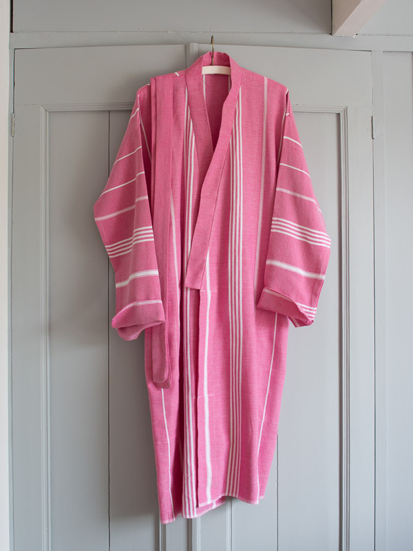 hammam bathrobe size M, fuchsia